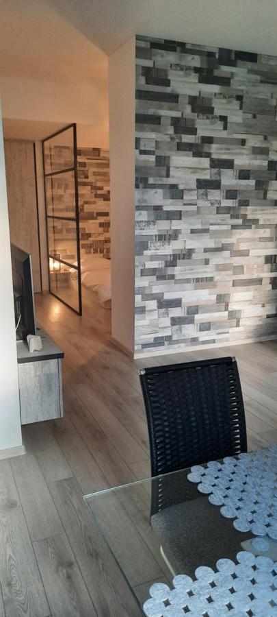 The World Apartament เตอร์กู-มูเรช ภายนอก รูปภาพ